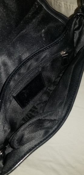 Coach purse - Picture 3 of 4
